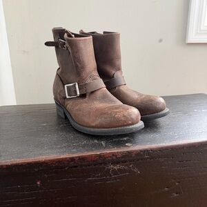 Frye Brown Engineer 8R Leather Boots
